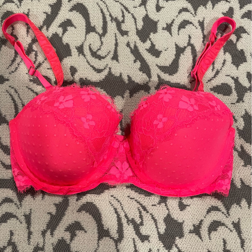 Hot Pink Victoria Secrets Bra Lined Demi Dream Angels